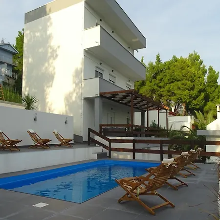 Casa de Férias Nikola Posedarje