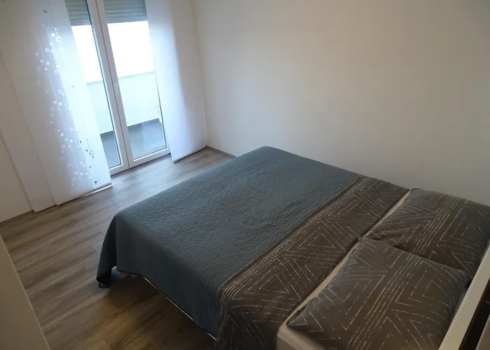 Hébergement de vacances Nikola Posedarje